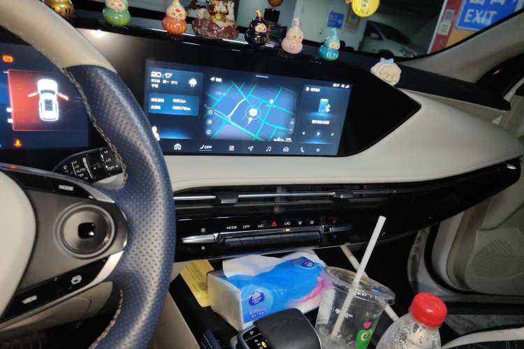 Used Dongfeng Aeolus Huge 2022 Mach Power 1.5T DareDrive Edition · Smart Audio And AC Panel