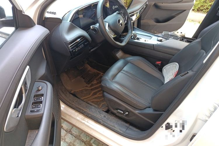Used Dongfeng Aeolus Huge 2022 Mach Dual-Motor 1.5T MHD Dare-to-Dream Edition Driver Seat