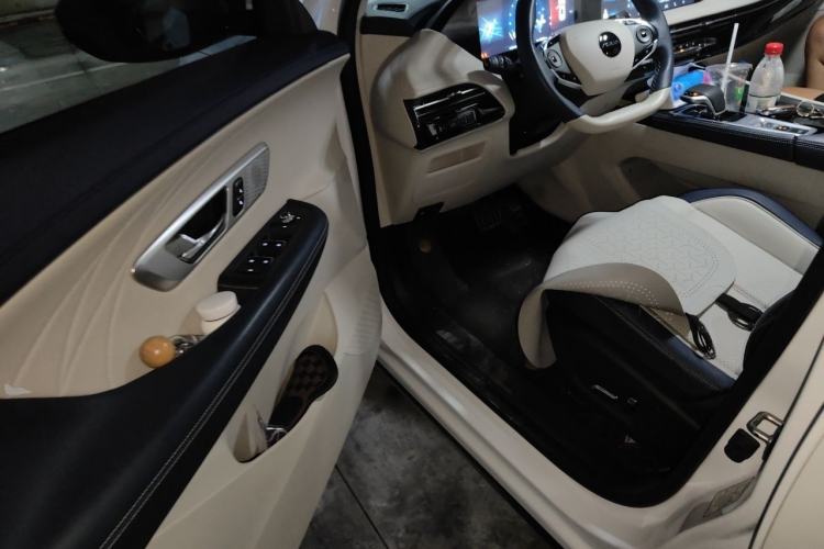 Used Dongfeng Aeolus Huge 2022 Mach Power 1.5T DareDrive Edition · Smart Driver Seat