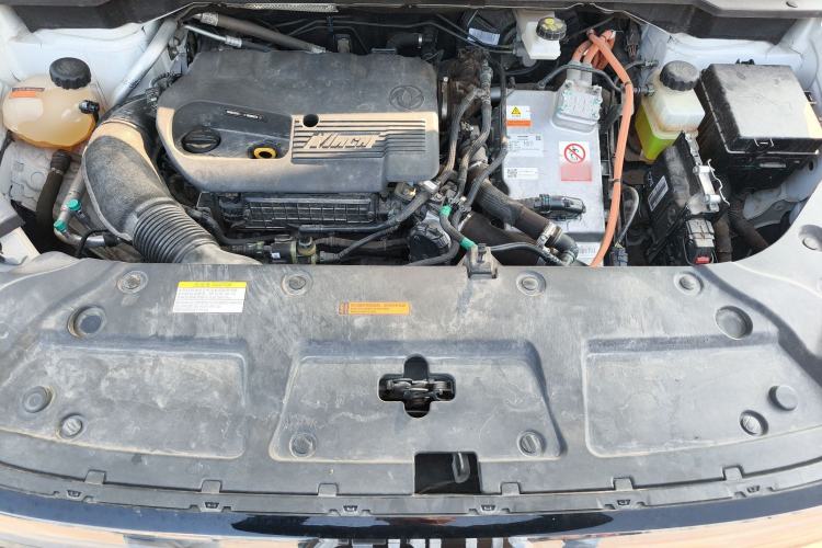 Used Dongfeng Aeolus Huge 2022 Mach Dual-Motor 1.5T MHD Dare-to-Dream Edition Engine Bay
