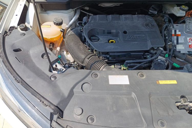 Used Dongfeng Aeolus Huge 2022 Mach Dual-Motor 1.5T MHD Dare-to-Dream Edition Engine Bay Right
