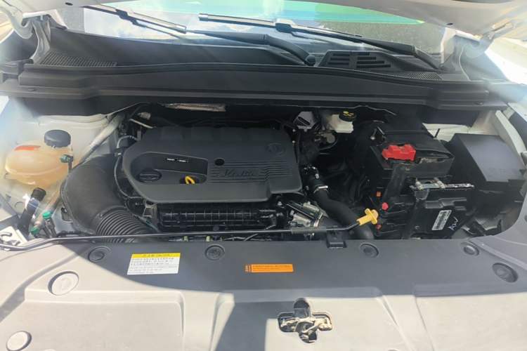 Used Dongfeng Aeolus Huge 2022 Mach Power 1.5T DareDrive Edition · Smart Engine Bay