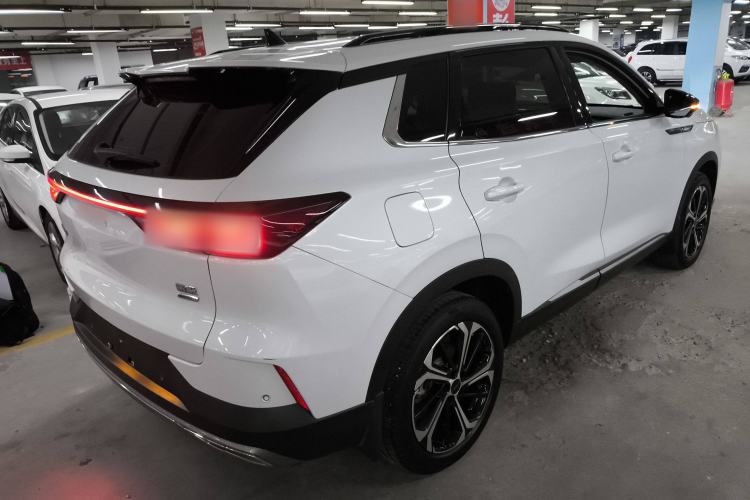 Used Dongfeng Aeolus Huge 2022 Mach Dual-Motor 1.5T MHD Dare-to-Dream Edition Exterior 5