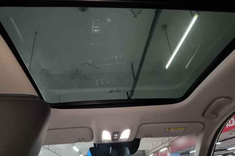 Used Dongfeng Aeolus Huge 2022 Mach Dual-Motor 1.5T MHD Dare-to-Dream Edition Headliner