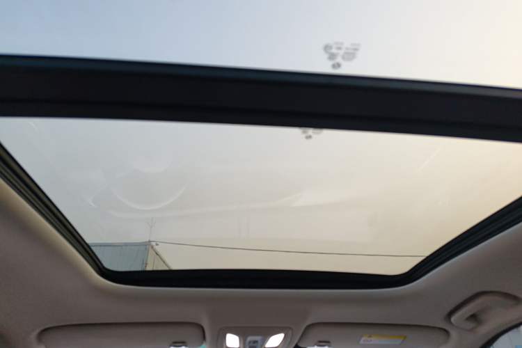 Used Dongfeng Aeolus Huge 2022 Mach Power 1.5T DareDrive Edition · Smart Headliner