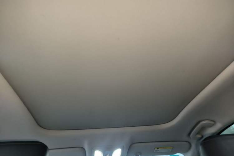 Used Dongfeng Aeolus Huge 2022 Mach Dual-Motor 1.5T MHD Dare-to-Dream Edition Headliner