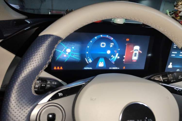 Used Dongfeng Aeolus Huge 2022 Mach Power 1.5T DareDrive Edition · Smart Instrument Cluster