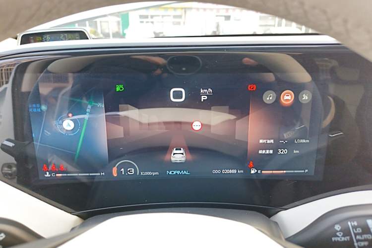 Used Dongfeng Aeolus Huge 2022 Mach Power 1.5T DareDrive Edition · Smart Instrument Cluster