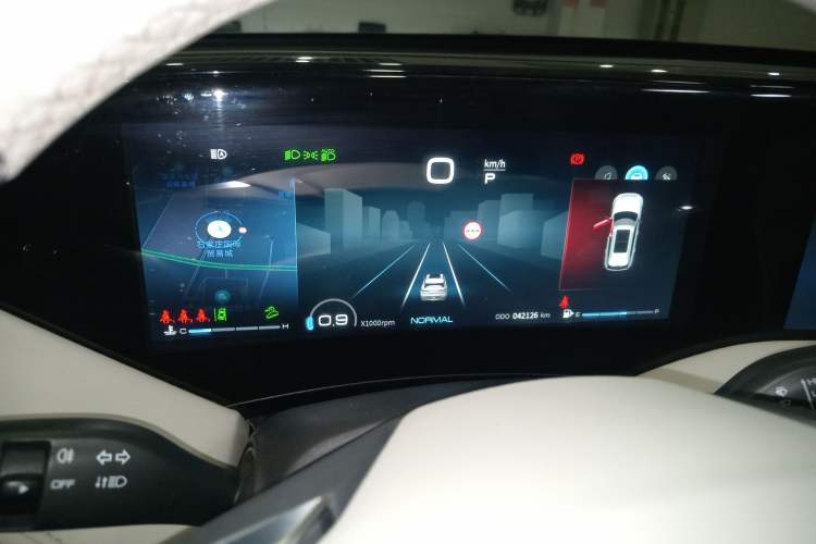 Used Dongfeng Aeolus Huge 2022 Mach Power 1.5T DareDrive Edition · Smart Instrument Cluster