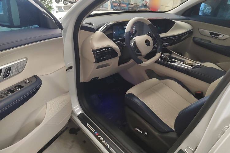 Used Dongfeng Aeolus Huge 2022 Mach Power 1.5T DareDrive Edition · Smart Interior 3