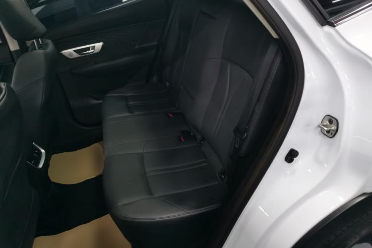 Used Dongfeng Aeolus Huge 2022 Mach Dual-Motor 1.5T MHD Dare-to-Dream Edition Interior 4