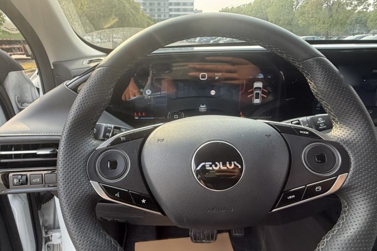 Used Dongfeng Aeolus Huge 2022 Mach Dual-Motor 1.5T MHD Dare-to-Dream Edition Interior 6