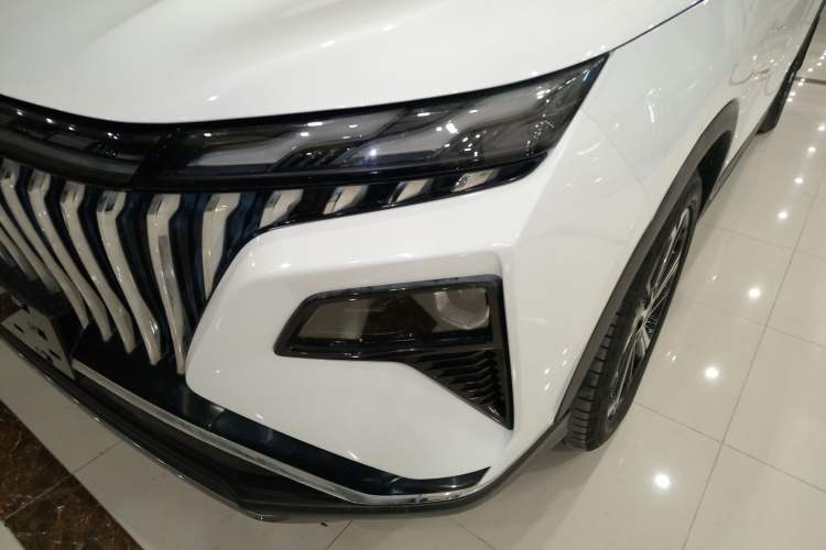 Used Dongfeng Aeolus Huge 2022 Mach Power 1.5T DareDrive Edition · Smart Left Front Headlight