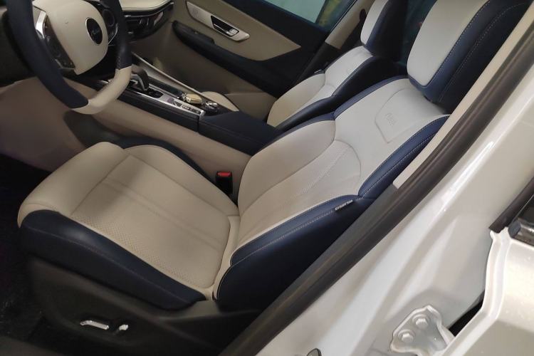 Used Dongfeng Aeolus Huge 2022 Mach Power 1.5T DareDrive Edition · Smart Left Front Seat
