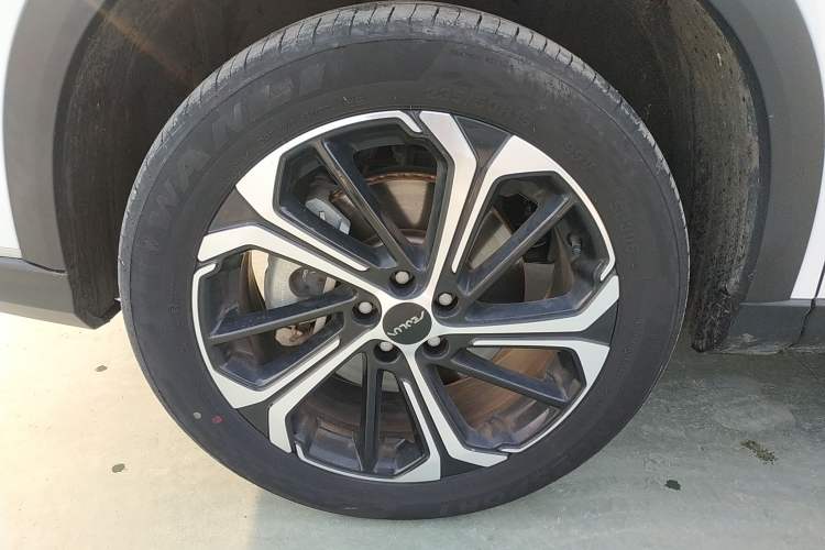 Used Dongfeng Aeolus Huge 2022 Mach Power 1.5T DareDrive Edition · Smart Left Front Wheel Hub