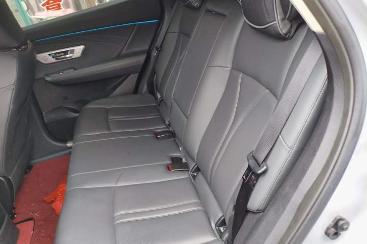 Used Dongfeng Aeolus Huge 2022 Mach Dual-Motor 1.5T MHD Dare-to-Dream Edition Left Rear Seat