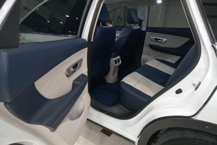 Used Dongfeng Aeolus Huge 2022 Mach Power 1.5T DareDrive Edition · Smart Left Rear Seat
