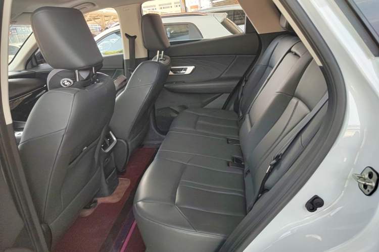 Used Dongfeng Aeolus Huge 2022 Mach Power 1.5T DareDrive Edition · Smart Left Rear Seat