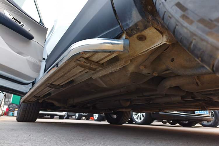 Used Dongfeng Aeolus Huge 2022 Mach Power 1.5T DareDrive Edition · Smart Left Side Sill