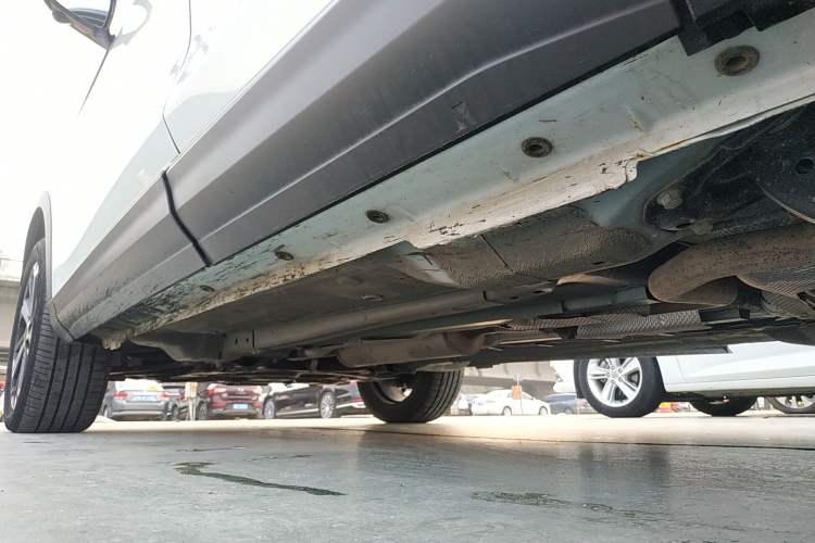 Used Dongfeng Aeolus Huge 2022 Mach Power 1.5T DareDrive Edition · Smart Left Side Sill