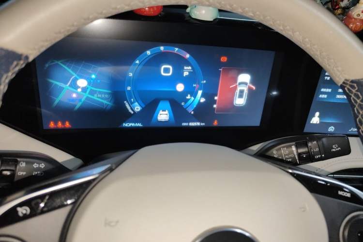 Used Dongfeng Aeolus Huge 2022 Mach Power 1.5T DareDrive Edition · Smart Odometer Close Up