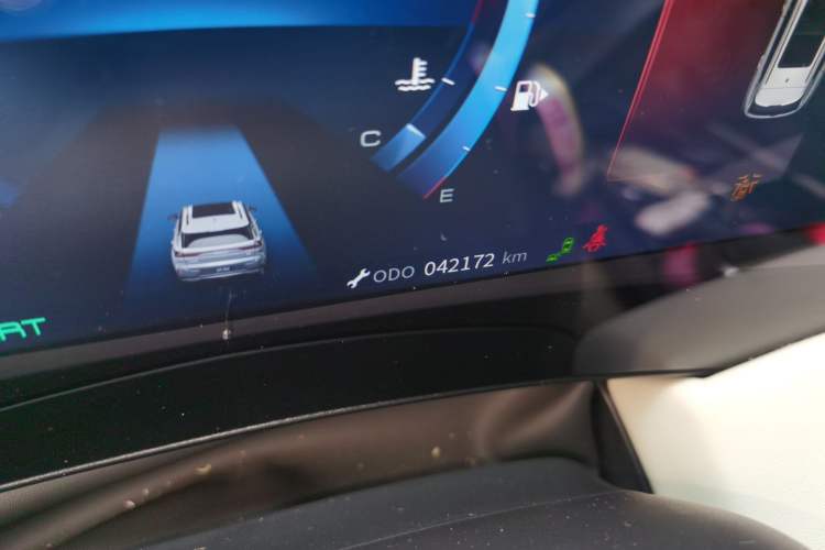 Used Dongfeng Aeolus Huge 2022 Mach Power 1.5T Dare-to-Love Edition Odometer Close Up