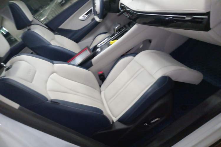 Used Dongfeng Aeolus Huge 2022 Mach Power 1.5T DareDrive Edition · Smart Right Front Seat