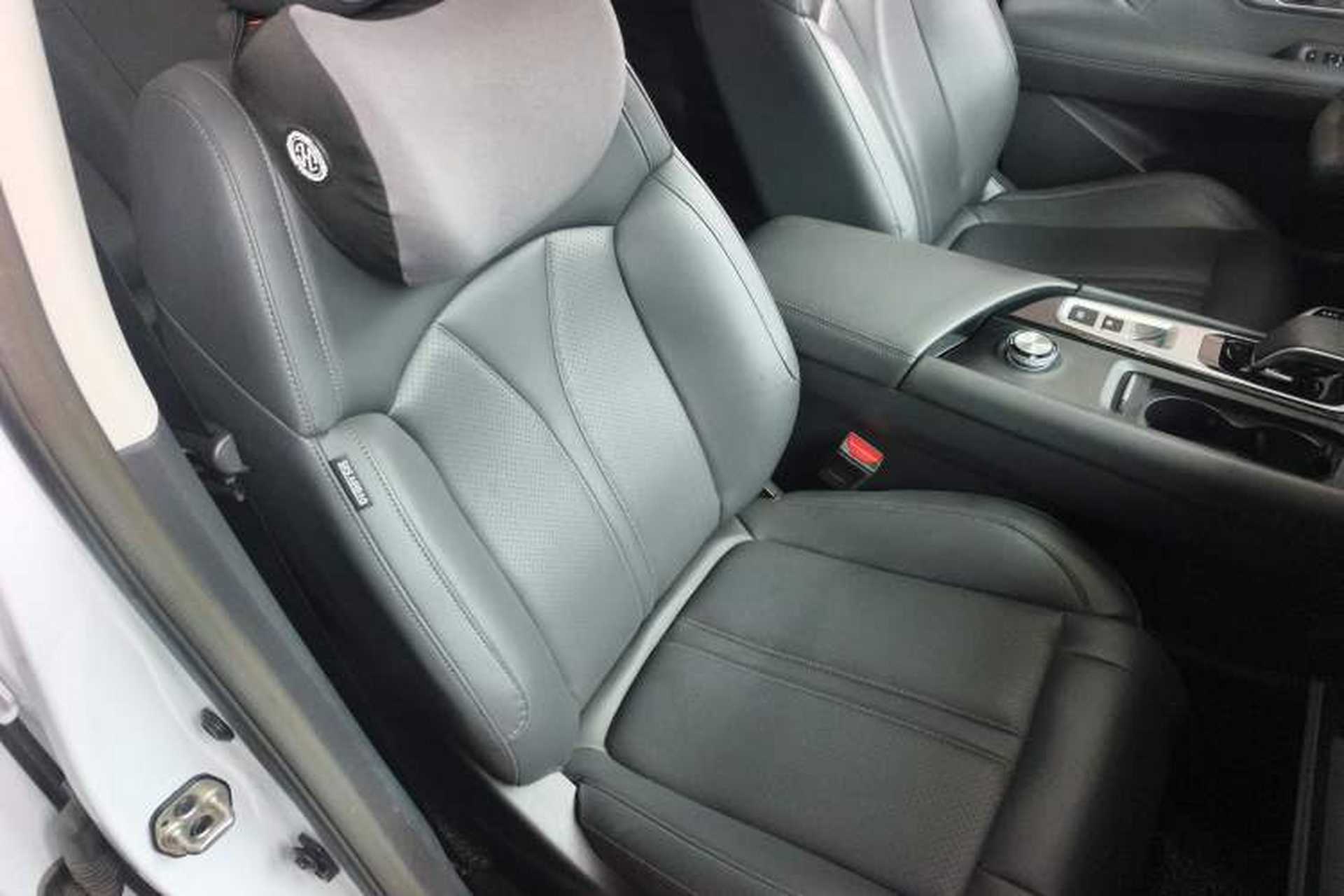 Used Dongfeng Aeolus Huge 2022 Mach Dual-Motor 1.5T MHD Dare-to-Dream Edition Right Front Seat