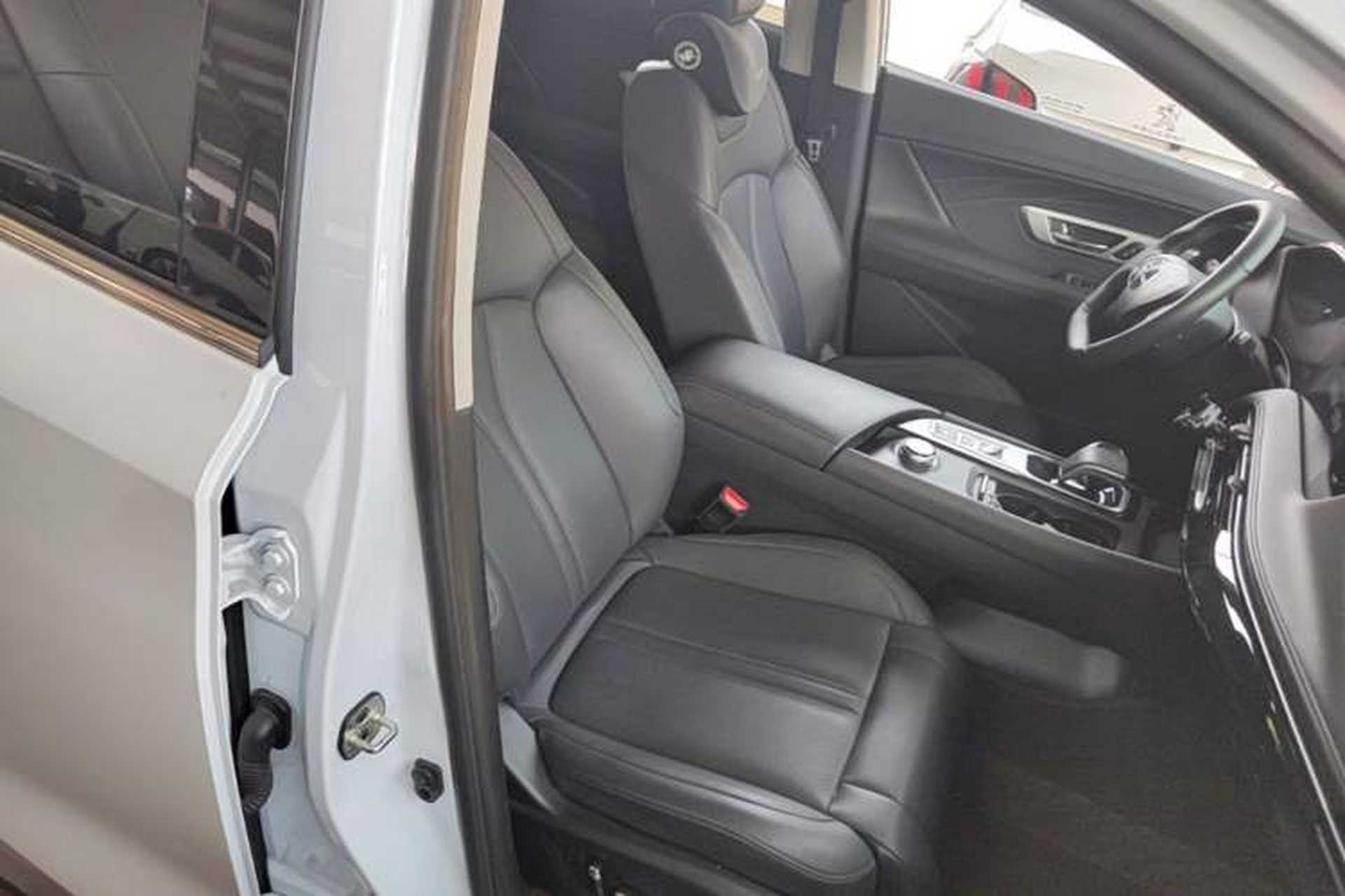 Used Dongfeng Aeolus Huge 2022 Mach Power 1.5T DareDrive Edition · Smart Right Front Seat