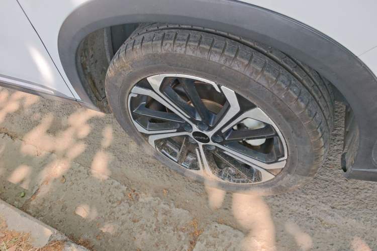 Used Dongfeng Aeolus Huge 2022 Mach Power 1.5T Dare-to-Love Edition Right Front Wheel Hub
