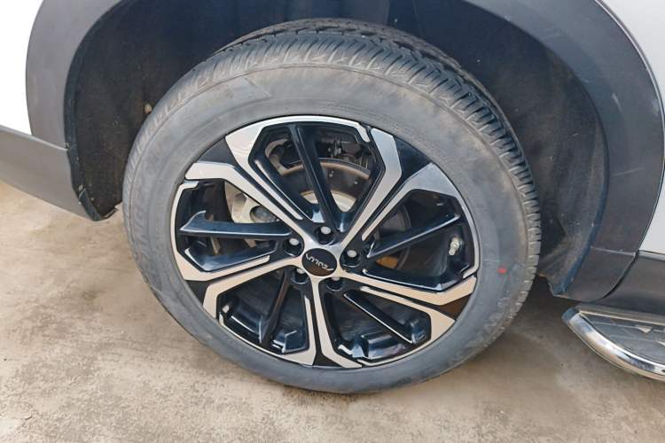Used Dongfeng Aeolus Huge 2022 Mach Power 1.5T DareDrive Edition · Smart Right Rear Wheel Hub