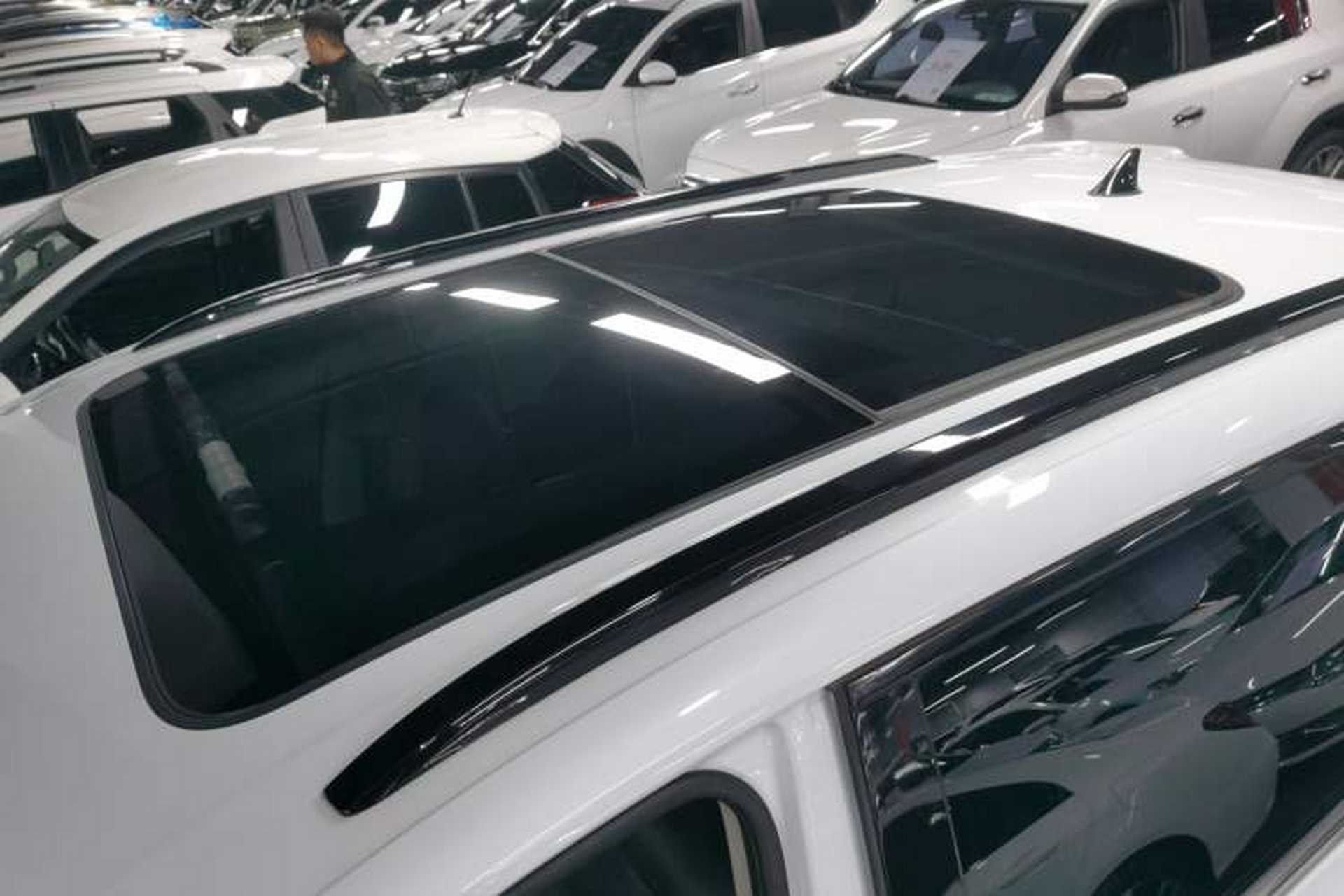 Used Dongfeng Aeolus Huge 2022 Mach Dual-Motor 1.5T MHD Dare-to-Dream Edition Roof