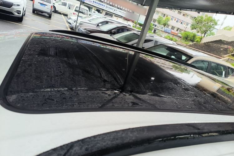 Used Dongfeng Aeolus Huge 2022 Mach Dual-Motor 1.5T MHD Dare-to-Dream Edition Roof