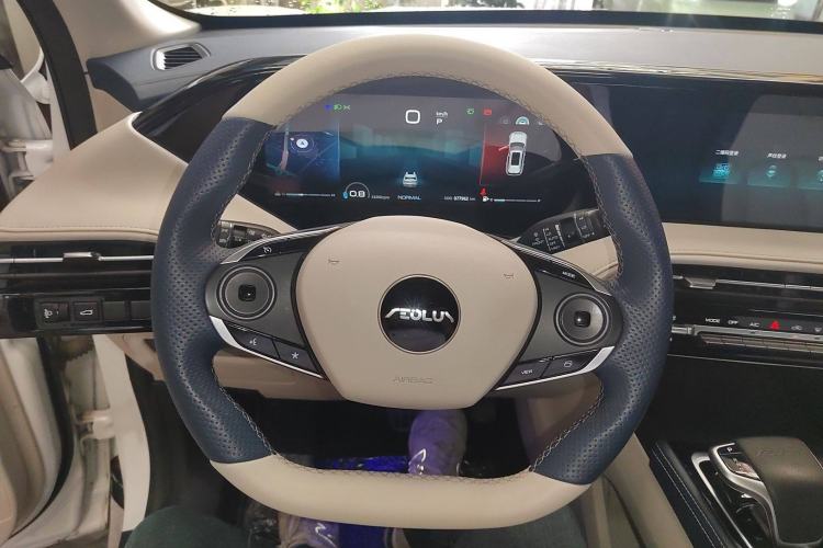 Used Dongfeng Aeolus Huge 2022 Mach Power 1.5T DareDrive Edition · Smart Steering Wheel
