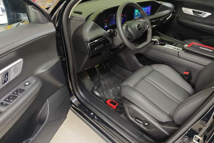 Used Dongfeng Aeolus Huge 2024 Mach Power 1.5T Luxury Model Driver Seat