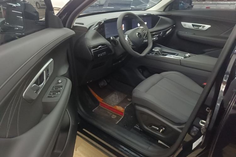 Used Dongfeng Aeolus Huge 2024 Mach Power 1.5T Premium Model Driver Seat