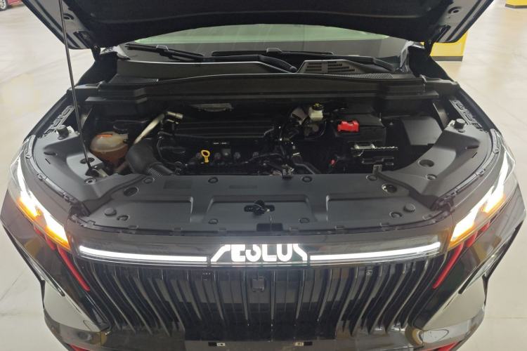 Used Dongfeng Aeolus Huge 2024 Mach Power 1.5T Luxury Model Engine Bay