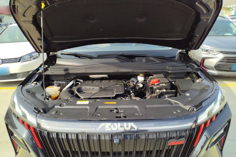 Used Dongfeng Aeolus Huge 2024 Mach Power 1.5T Premium Model Engine Bay