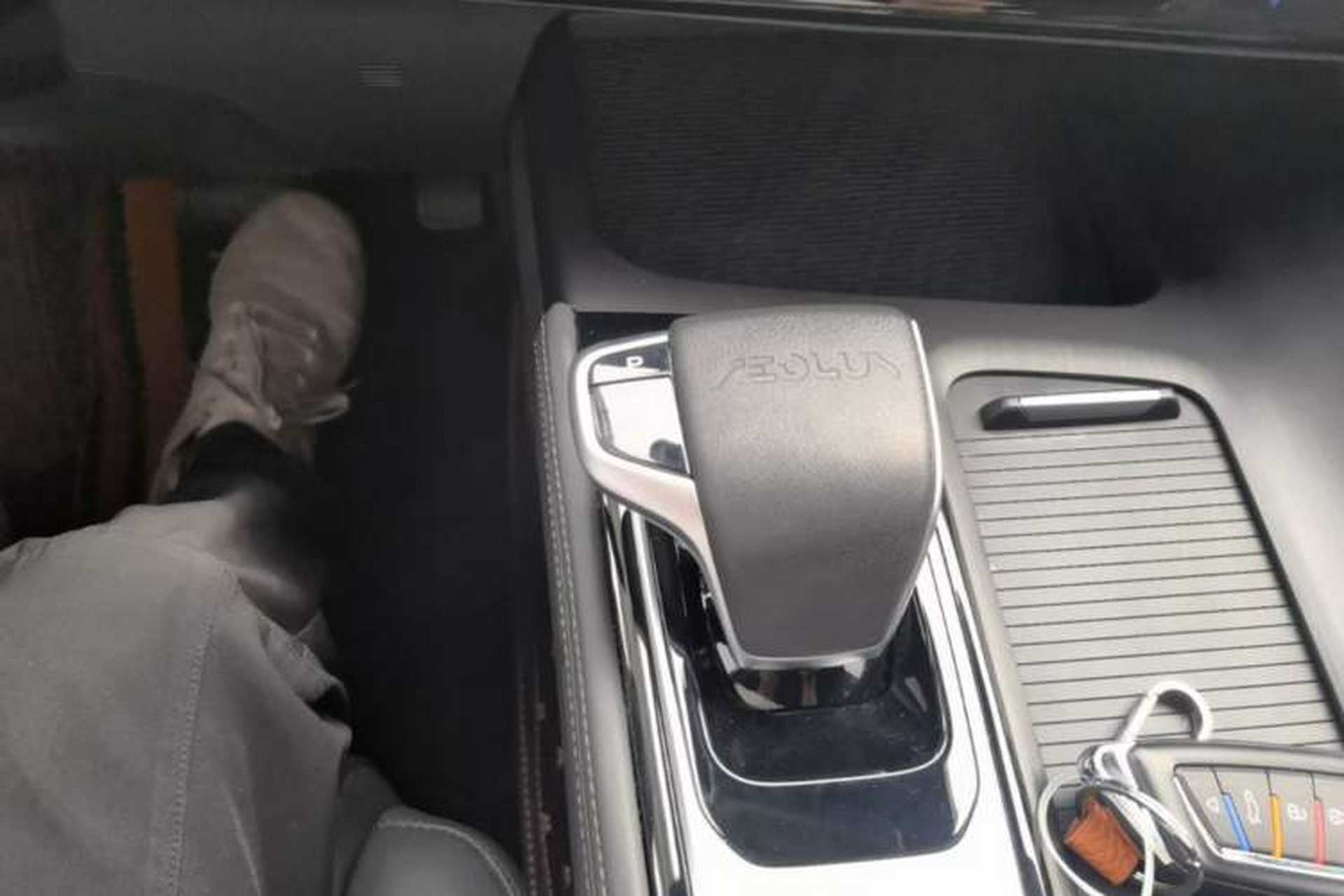 Used Dongfeng Aeolus Huge 2024 Mach Power 1.5T Premium Model Gear Lever