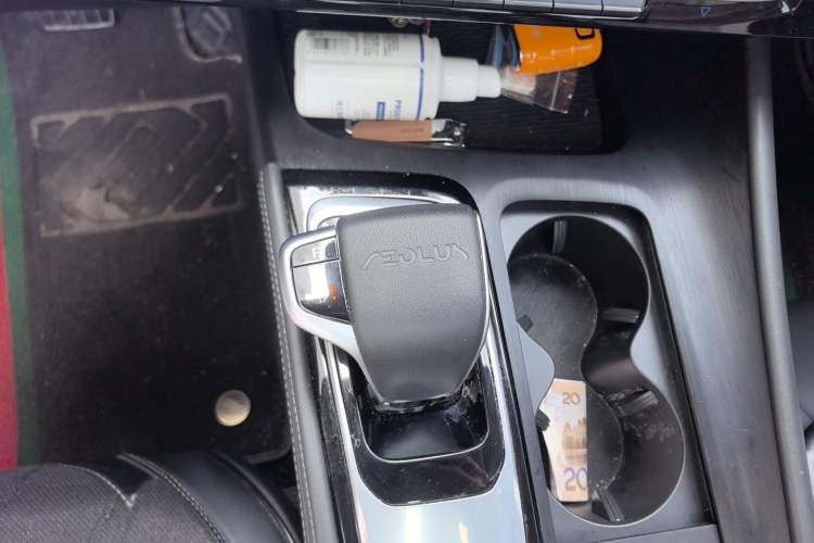Used Dongfeng Aeolus Huge 2024 Mach Power 1.5T Premium Model Gear Lever
