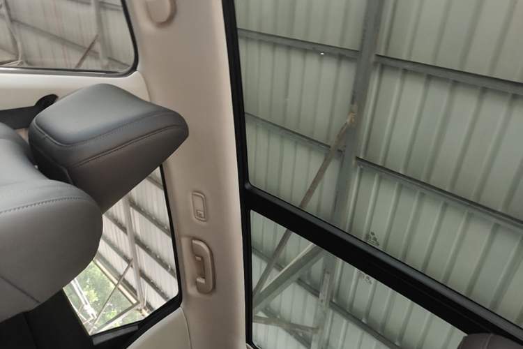 Used Dongfeng Aeolus Huge 2024 Mach Power 1.5T Premium Model Headliner