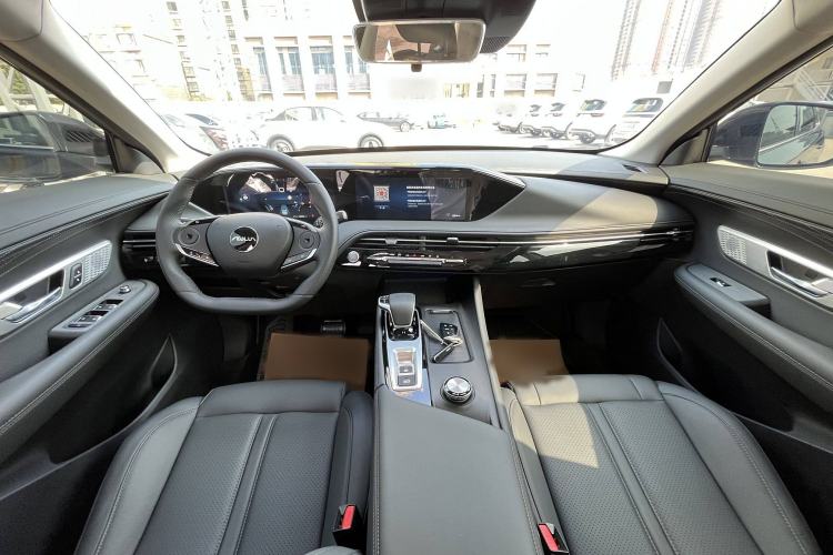 Used Dongfeng Aeolus Huge 2024 Mach Power 1.5T Premium Model Interior 1