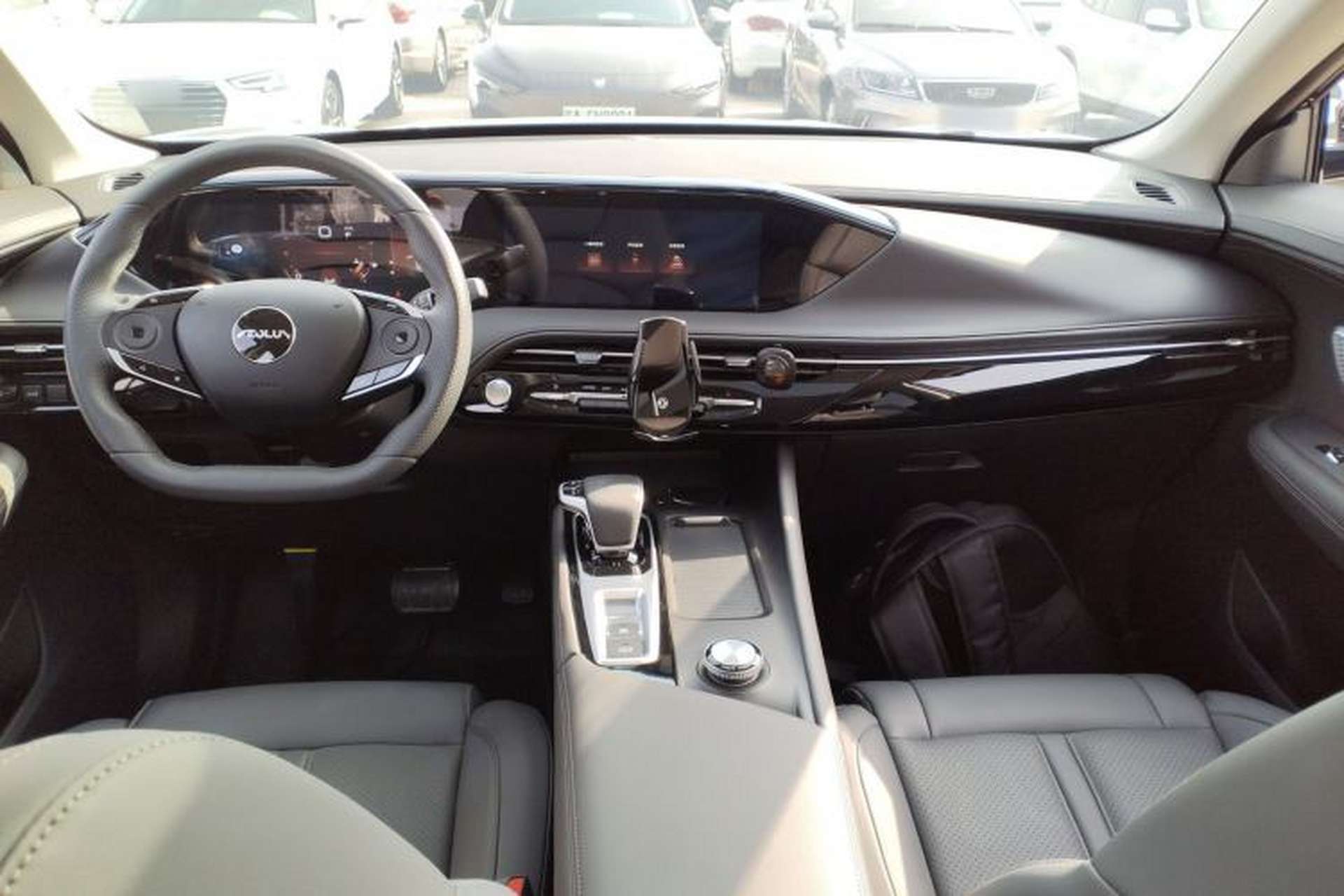 Used Dongfeng Aeolus Huge 2024 Mach Power 1.5T Premium Model Interior 2