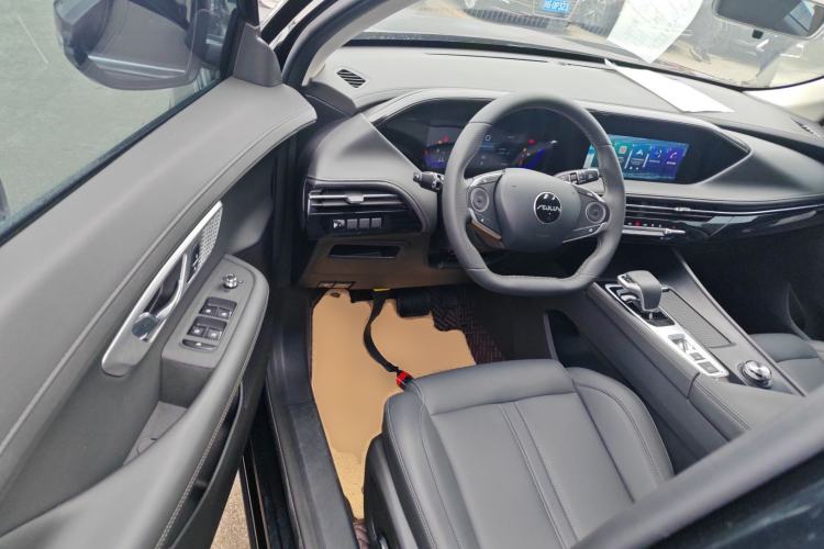 Used Dongfeng Aeolus Huge 2024 Mach Power 1.5T Luxury Model Interior 3