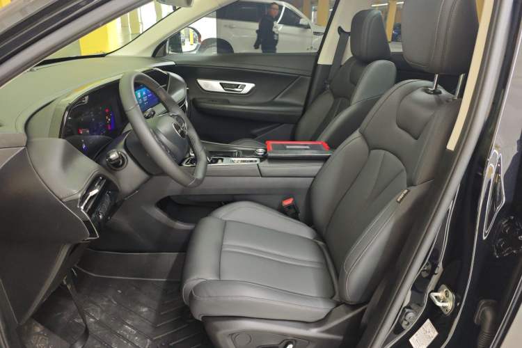 Used Dongfeng Aeolus Huge 2024 Mach Power 1.5T Luxury Model Left Front Seat
