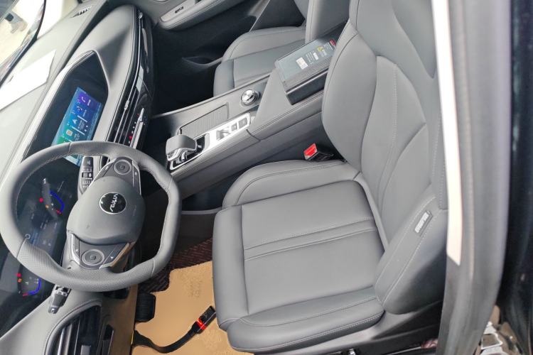 Used Dongfeng Aeolus Huge 2024 Mach Power 1.5T Luxury Model Left Front Seat