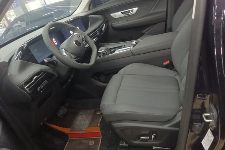 Used Dongfeng Aeolus Huge 2024 Mach Power 1.5T Premium Model Left Front Seat