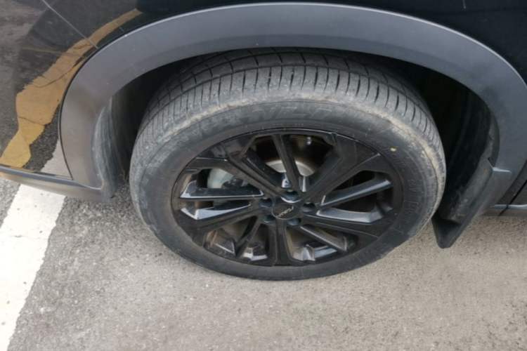 Used Dongfeng Aeolus Huge 2024 Mach Power 1.5T Premium Model Left Front Wheel Hub