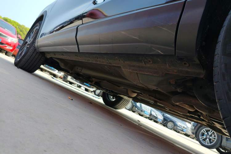 Used Dongfeng Aeolus Huge 2024 Mach Power 1.5T Premium Model Left Side Sill