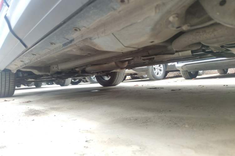 Used Dongfeng Aeolus Huge 2024 Mach Power 1.5T Luxury Model Left Side Sill